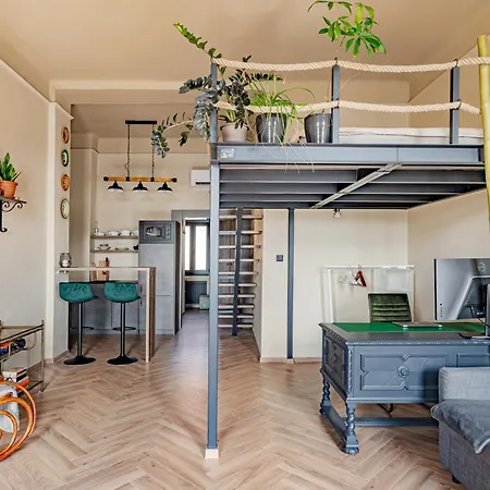 Rustic Gallery With Panoramic View And Ac Apartament Budapeszt